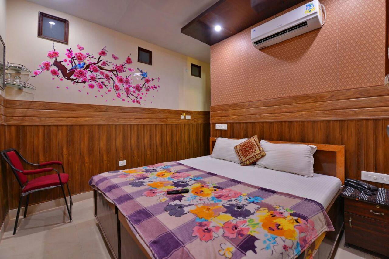 Hotel Dharam Villa Kālka Eksteriør bilde